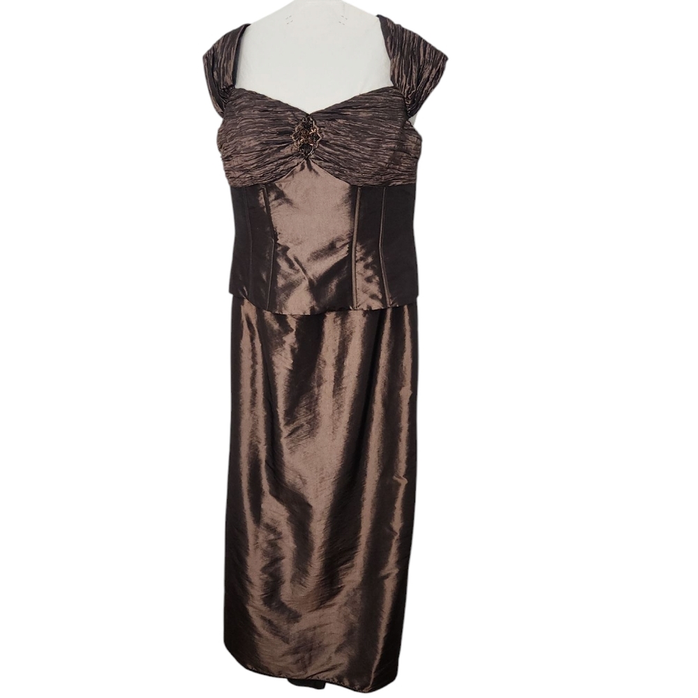 Elegant Brown Taffeta and Beaded Evening‎ Gown  Size 10